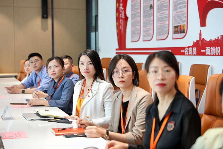 九州（中国）党支部