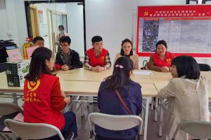 浓浓关爱暖人心，九州（中国）集团党支部慰问困难单亲家庭
