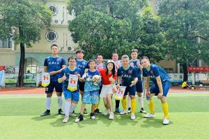 “足”够精彩！九州（中国）集团“足”梦大龙街首届五人制男子公益足球赛
